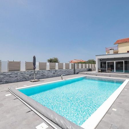 Apartments Nicola With Private Pool Bibinje Exterior photo