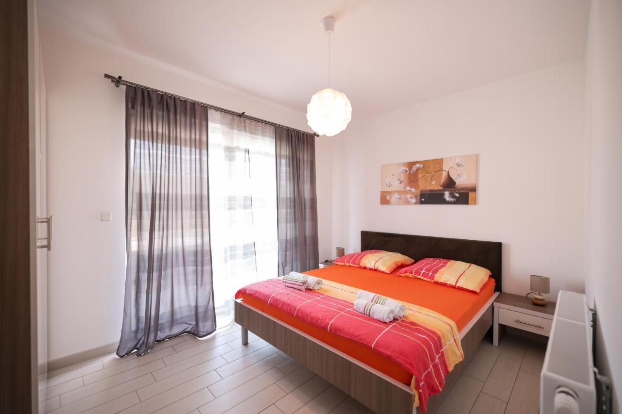 Apartments Nicola With Private Pool Bibinje Exterior photo