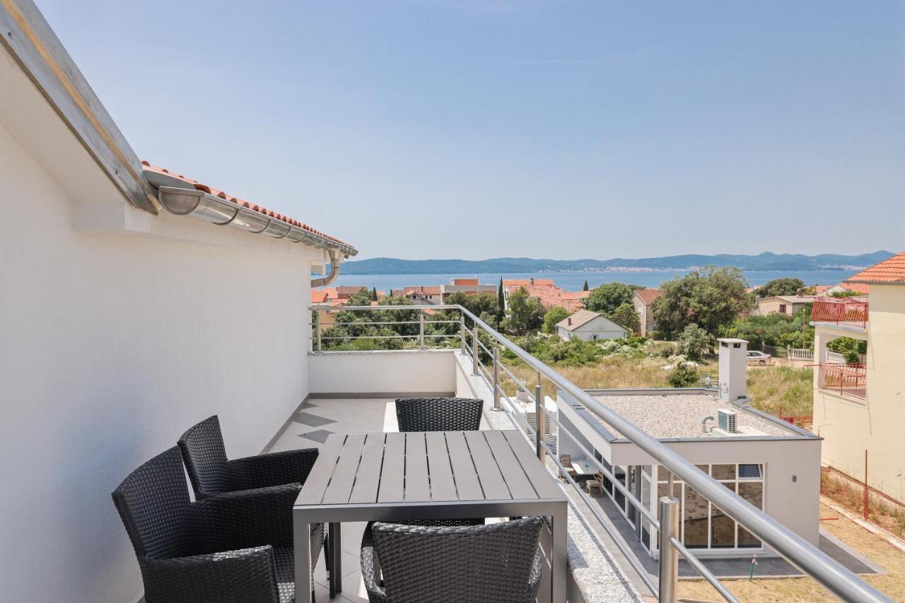 Apartments Nicola With Private Pool Bibinje Exterior photo